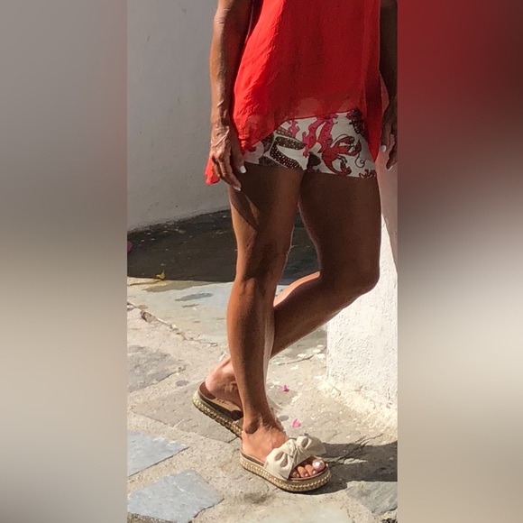 Printed Silk Short, lined, side zipper - Picture 4 of 4